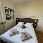 L'oustaou De Hotel 3*