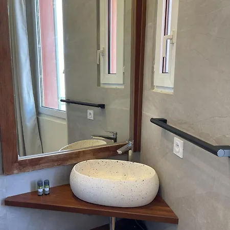 L'oustaou De Отель Поркероль