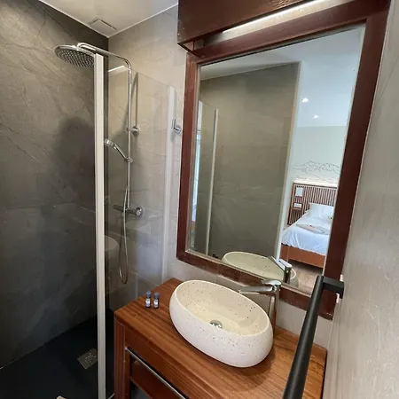 Отель L'oustaou De Поркероль