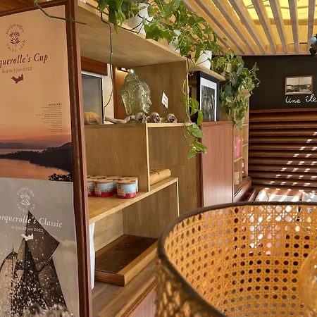 L'oustaou De Отель 3*