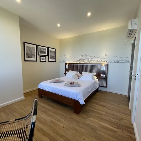 L'oustaou De 3* Поркероль