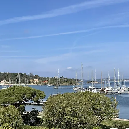 L'oustaou De Отель 3*