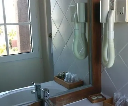 L'oustaou De Поркероль