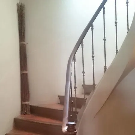 Otel L'oustaou De 3*