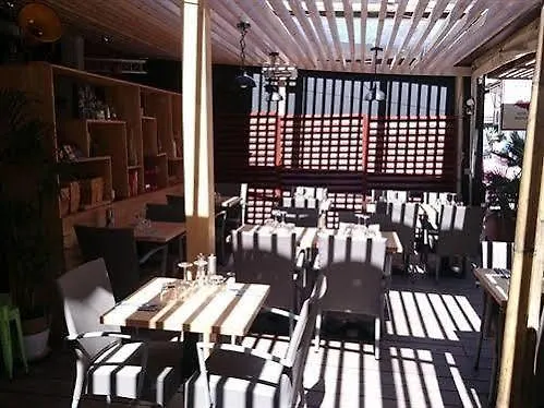 فندق L'oustaou De بوركيرول